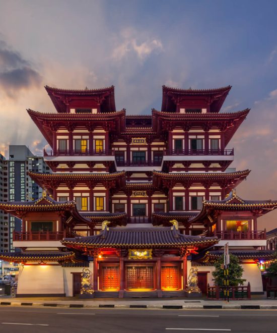 Buddha tooth relic temple